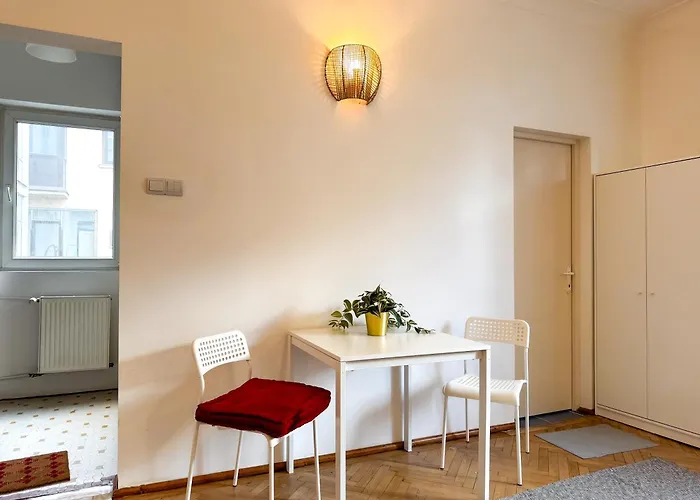 Central Retreat Apartments